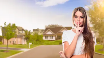 Petits secrets entre voisins постер