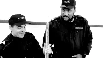 Задник до серіалу "Les Douaniers" #1449323