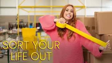 Задник до серіалу "Sort Your Life Out" #1608374