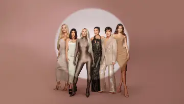 Задник до серіалу "The Kardashians" #1378399