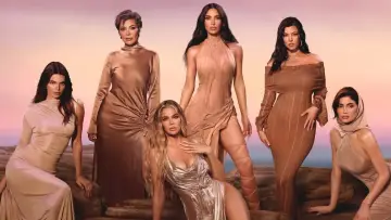 Задник до серіалу "The Kardashians" #1378402