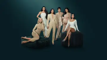 Задник до серіалу "The Kardashians" #1378412