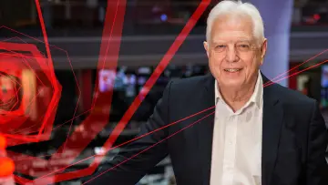 Задник до серіалу "Unspun World with John Simpson" #1676591