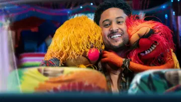 Задник до серіалу "The Muppets Mayhem" #1721267