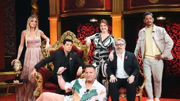 Задник до серіалу "Taskmaster" #1547863