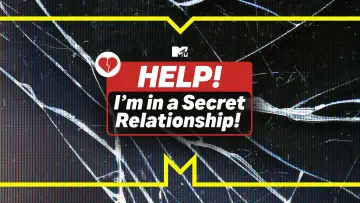 Задник до серіалу "Help! I