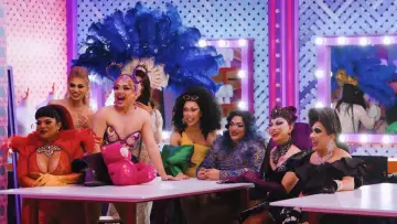 Задник до серіалу "Drag Race Філіппіни: За лаштунками!" #1751469