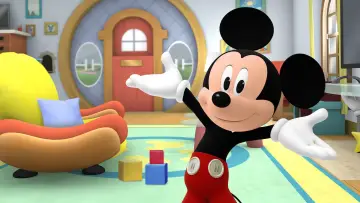 Задник до серіалу "Me & Mickey" #1549841