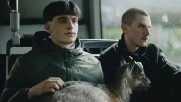 Задник до серіалу "Шлюха" #1819993