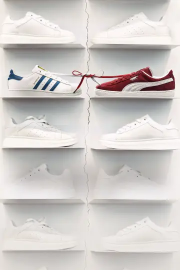 Постер до серіалу "Війна кросівок: Adidas проти Puma" #1434687