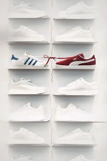 Постер до серіалу "Війна кросівок: Adidas проти Puma" #1434689