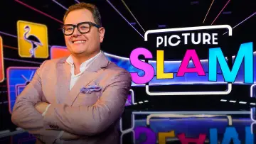 Задник до серіалу "Alan Carr