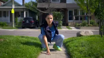 Задник до серіалу "Я прокинулась вампіркою" #1932701
