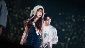 Задник до серіалу "아이유 콘서트 Live Clip" #1602383