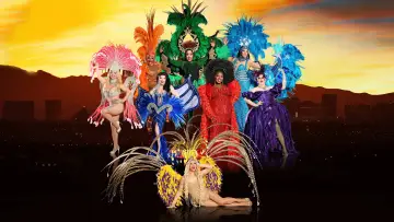 Задник до серіалу "RuPaul