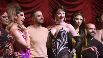Задник до серіалу "RuPaul