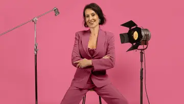 Задник до серіалу "Creative Types with Virginia Trioli" #1669989