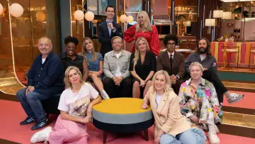 Задник к сериалу "LOL: Last One Laughing UK" #1484932