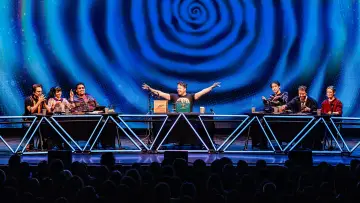 Задник к сериалу "Dimension 20: Time Quangle" #1501194