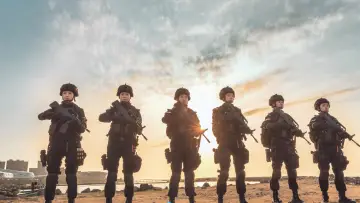 Задник до серіалу "Дівчата SWAT" #1605934