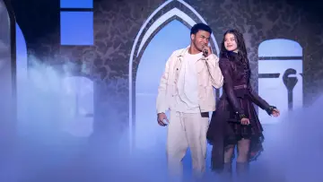 Задник до серіалу "Vampirina: Teenage Vampire" #1844803