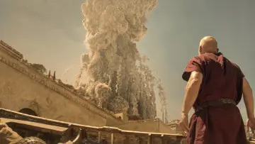 Задник к сериалу "Pompeii: Out of Time with Tom Hiddleston" #1404627