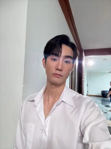 Постер до серіалу "ความลับในบทเพลงที่บรรเลงไม่รู้จบ" #1492609