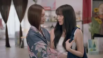 Задник к сериалу "โปรดใช้วิจารณญาณในการรักเธอ" #1476166