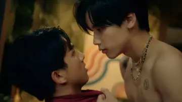 Задник к сериалу "โปรดใช้วิจารณญาณในการรักเธอ" #1476191