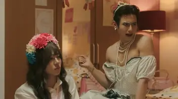Задник к сериалу "โปรดใช้วิจารณญาณในการรักเธอ" #1476212