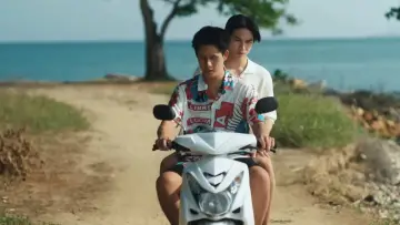 Задник до серіалу "ผมเจอเจ้าชายบนชายหาด" #1496302