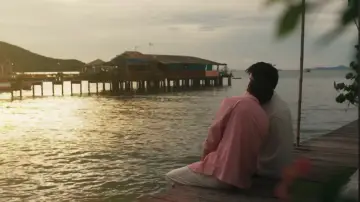 Задник до серіалу "ผมเจอเจ้าชายบนชายหาด" #1496303