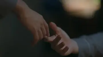 Задник к сериалу "เด็กชายไม่ไปสวรรค์" #1475584