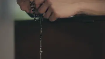 Задник к сериалу "เด็กชายไม่ไปสวรรค์" #1475607
