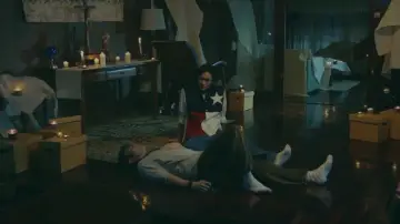 Задник до серіалу "เด็กชายไม่ไปสวรรค์" #1475649