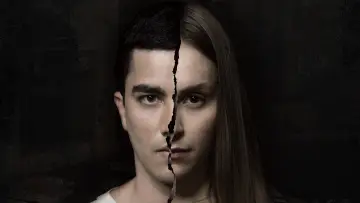 Задник до серіалу "A Menina que Matou os Pais: A Série" #1775952