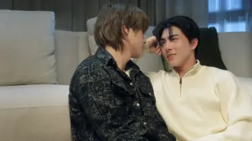 Задник к сериалу "กอดกันมั้ย นายตัวท็อป" #1508336