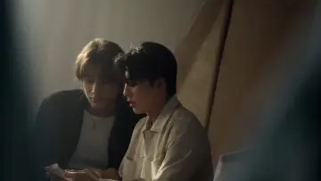Задник к сериалу "กอดกันมั้ย นายตัวท็อป" #1508352