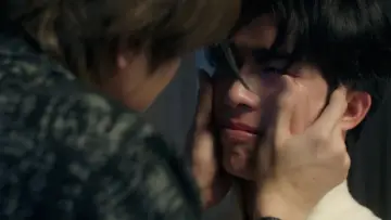 Задник до серіалу "กอดกันมั้ย นายตัวท็อป" #1508386