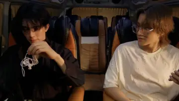 Задник к сериалу "กอดกันมั้ย นายตัวท็อป" #1508437