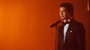 Задник к сериалу "การเกิดใหม่ของดวงดาว" #1508246