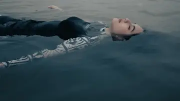 Задник до серіалу "รักขบวนนี้หัวใจเกือบวาย" #1483516