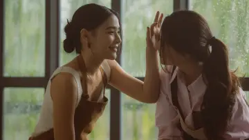 Задник до серіалу "รักขบวนนี้หัวใจเกือบวาย" #1483524