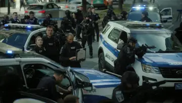 Задник до серіалу "Boston Blue" #1344562