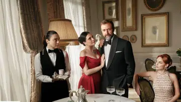Kral Kaybederse постер