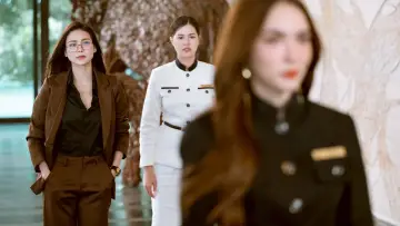 Задник к сериалу "นทีร้อยเล่ห์" #1480569