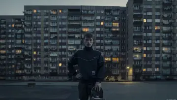 Задник до серіалу "Уболівальник" #1561036