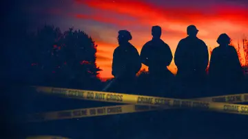 Задник до серіалу "A Killer Among Friends" #1317216