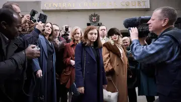 Задник до серіалу "The Lady" #1476667