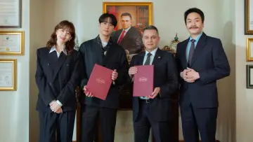 Задник до серіалу "신입사원 강회장" #1410790